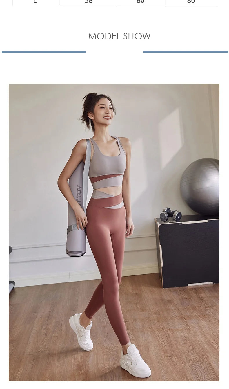 Women’s Two-Piece Yoga Set – Sports Bra and Leggings/Shorts Workout Outfit for Fitness and Gym