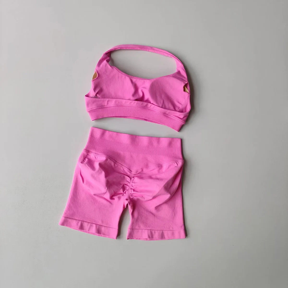 2-Piece Seamless Yoga Outfit for Women – Halter Sports Bra and Matching Shorts Workout Set