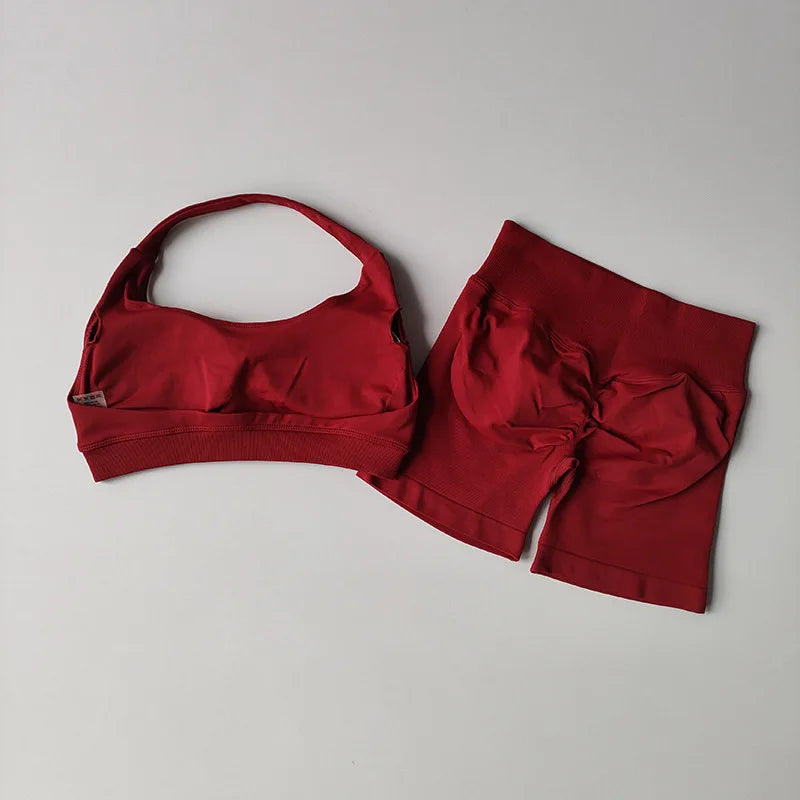 2-Piece Seamless Yoga Outfit for Women – Halter Sports Bra and Matching Shorts Workout Set